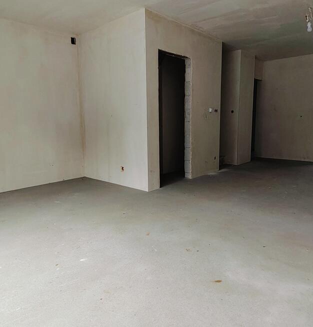 Ostatni dostępny środkowy segment–94 m², 4 pokoje