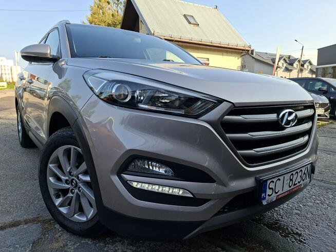 Hyundai Tucson Klimatronic 2-stref, Podgrz. fotele, Hak, PDC, Kamera cofania, Navi