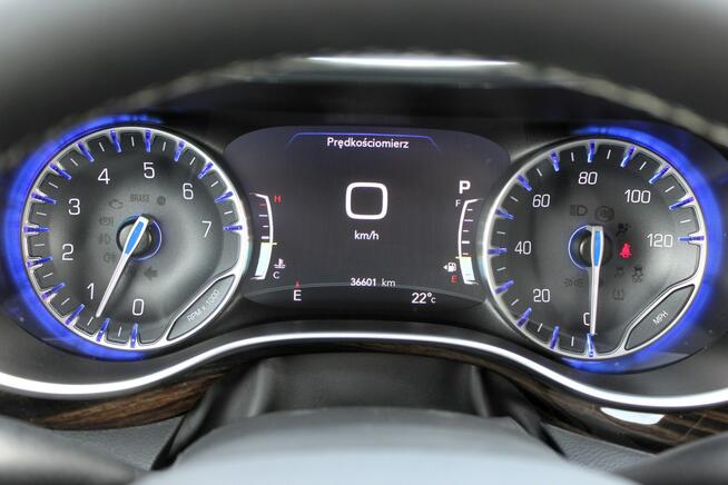 Chrysler Pacifica Limited 4X4 7 osób Panorama Kamera-360° LED Tempomat Skóra