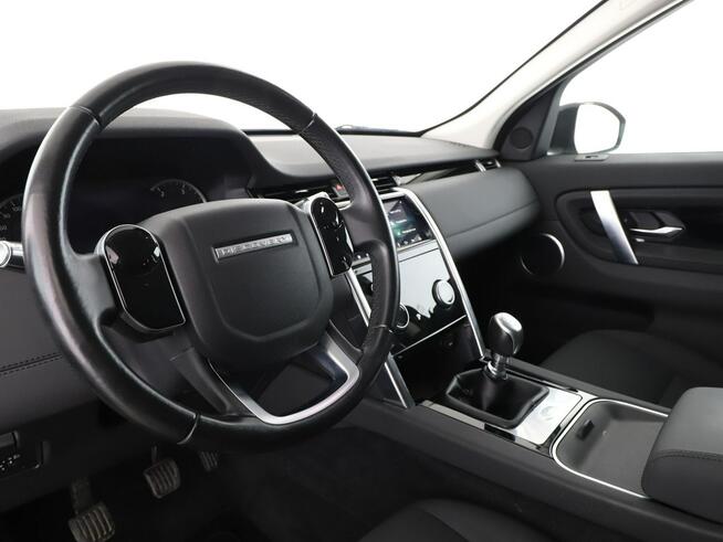 Land Rover Discovery Sport LIFT 2.0D Automat Klimatyzacja Navi Tempomat Grzane Fotele Kamera LED
