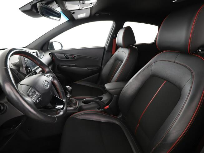 Hyundai Kona półskóra LED navi kamera tempomat grzane fotele