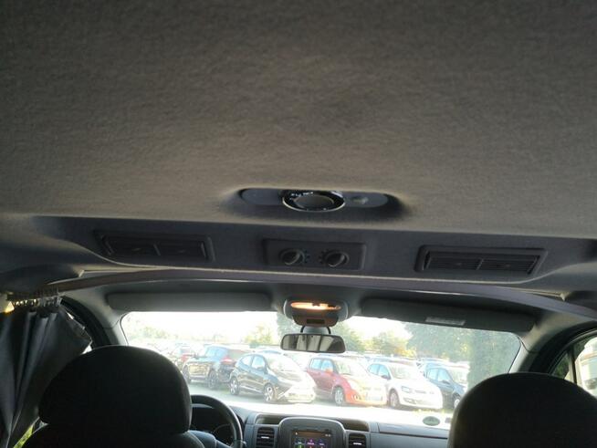 Opel Vivaro 1.6CDTI 125KM Klima Navi Temp Parktronic Kamera 9 osobowy Mini Kamper