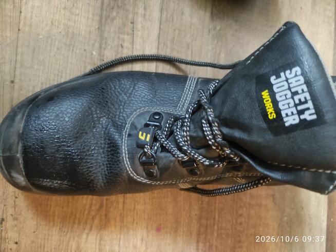 Okazja...nowe buty robocze 160 zł za 4 pary