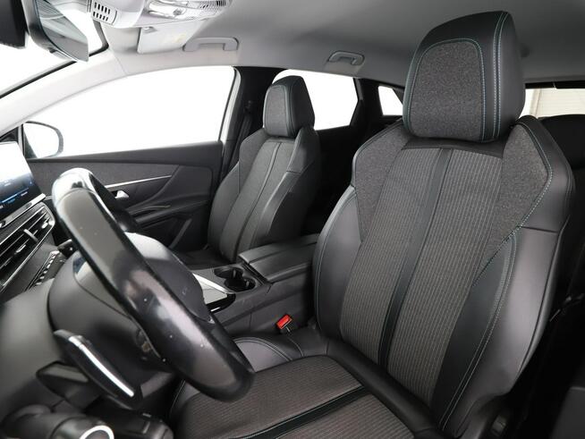 Peugeot 3008 PHEV LED półskóra virtual cocpit navi klima auto kamera i czujniki