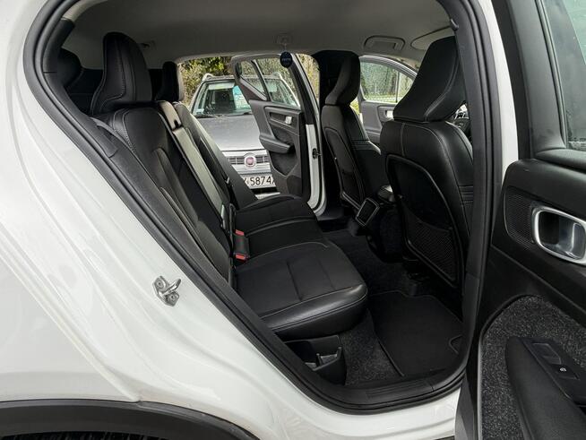 Volvo XC 40 T3 benzyna , LED 156KM