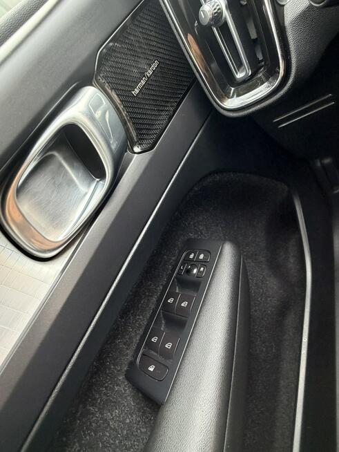 Volvo XC 40 T3 benzyna , LED 156KM