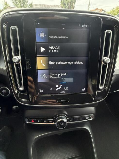 Volvo XC 40 T3 benzyna , LED 156KM