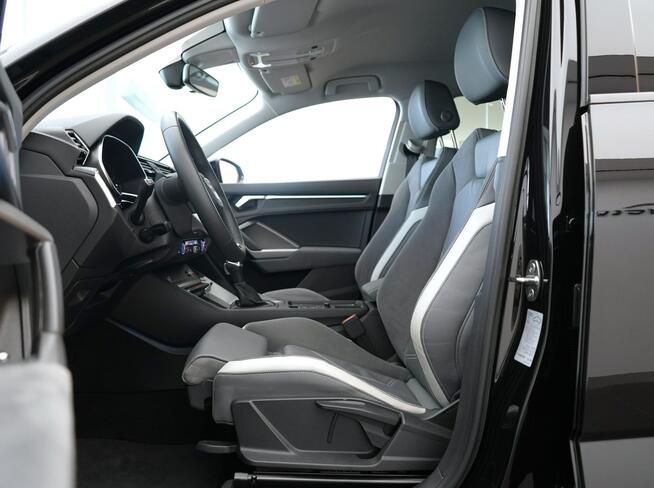Audi Q3 35 TFSI 150KM MatrixLED Sline Tempomat AmbientePlus Kamera