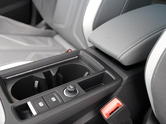 Audi Q3 35 TFSI 150KM MatrixLED Sline Tempomat AmbientePlus Kamera