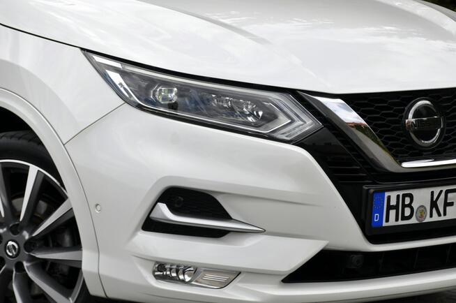 Nissan Qashqai 1.3i(160KM)*Lift*Radar*Full Led*Navi*Kamery360*Skóry*Panorama*Alu19"