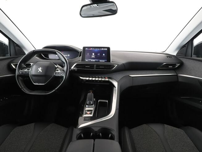 Peugeot 5008 7os automat navi kamera virtual półskóra full led