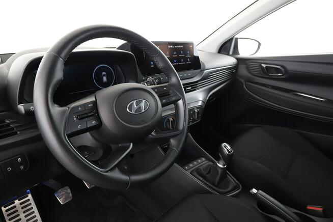 Hyundai Bayon mHEV navi klimatyzacja kamera i czujnki parkowania LED grzane fotele