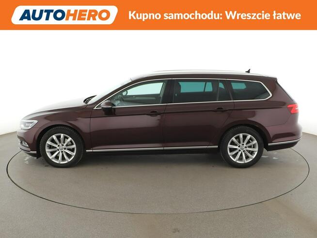 Volkswagen Passat Variant Highline automat alcantara virtual cockpit navi climatronic grz. fotel