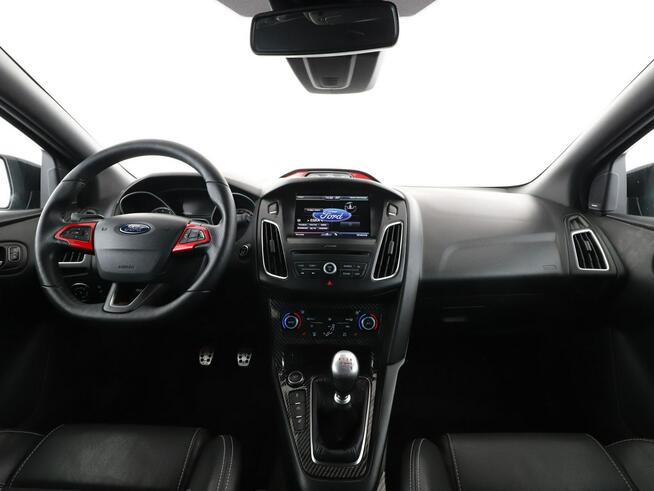 Ford Focus ST recaro grzane pdc auto klima navi manual