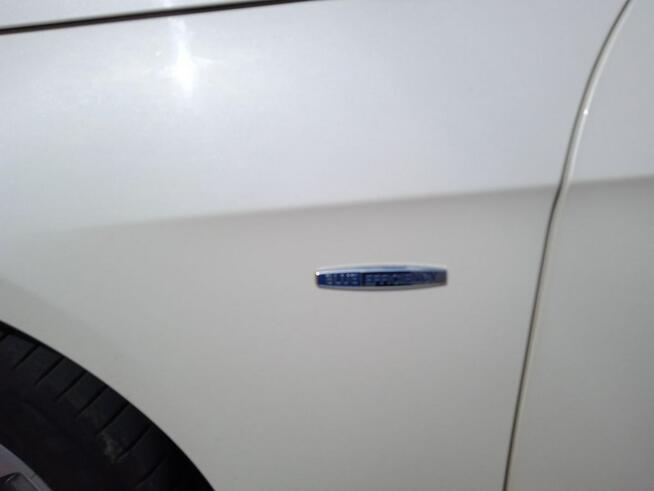 Mercedes E 220 PO REMONCIE KAPITALNYM SILNIKA ! ! !