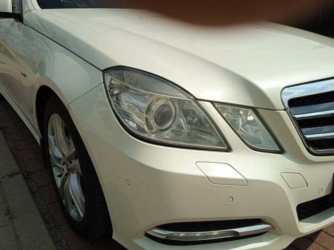 Mercedes E 220 PO REMONCIE KAPITALNYM SILNIKA ! ! !