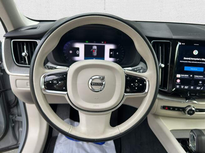Volvo XC 60 B5 B AWD Plus Dark aut ! Z Polskiego Salonu ! Faktura Vat !