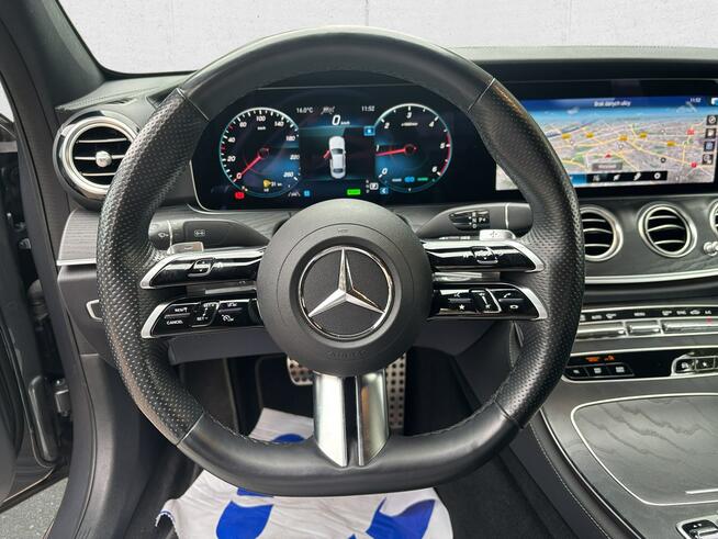 Mercedes E 220 d 4-Matic AMG! Z salonu polskiego! Z fakturą VAT!