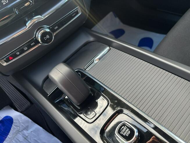Volvo XC 60 B5 B AWD Momentum Pro aut ! Z Polskiego Salonu ! Faktura VAT!