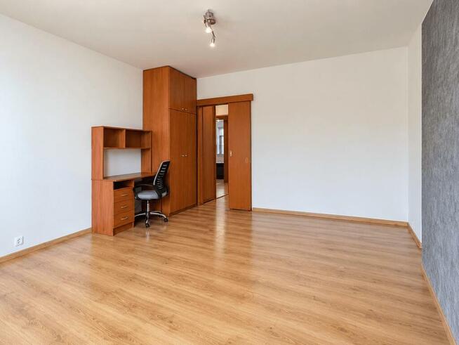 2 pokoje blisko Silesii, balkon - Złota 41