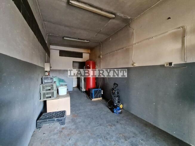 Hale, budynki pod działalność 327m2, działka 2400m2