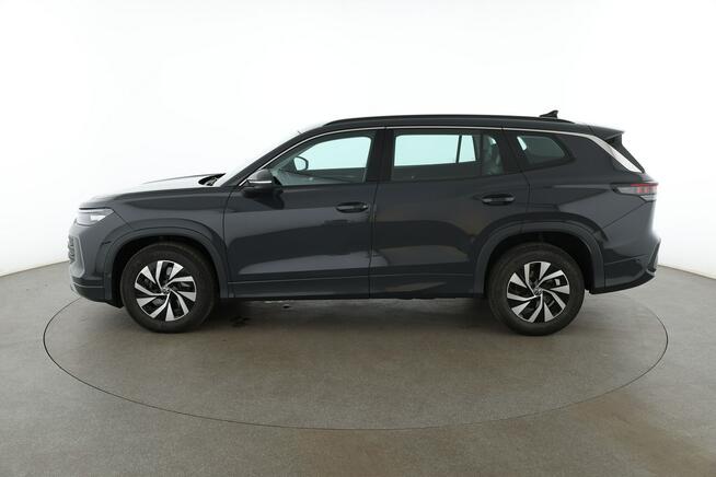 Volkswagen Tayron kamera asystenci czujniki automat tempomat wirtualny kokpit