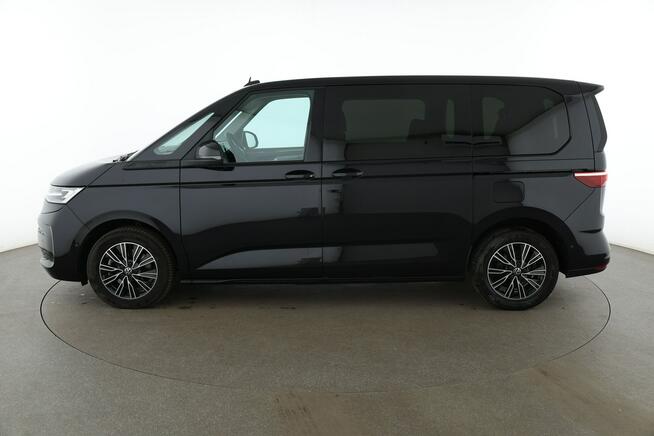 Volkswagen Multivan panorama LED navi wirtualny kokpit kamera czujniki grzane fotele