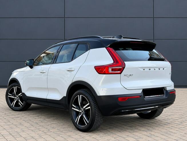 Volvo XC 40 2.0 B4 R-Design Faktura VAT 23% harman & kardon