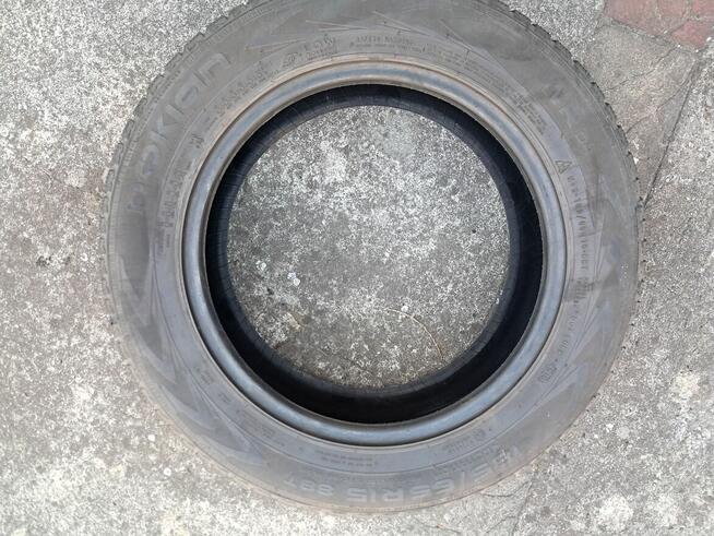 Sprzedam opony Nokian zimowe 185/65 R15
