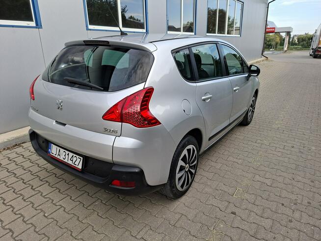 Peugeot 3008 1.6 Diesel Automat mały przebieg ważne opłaty