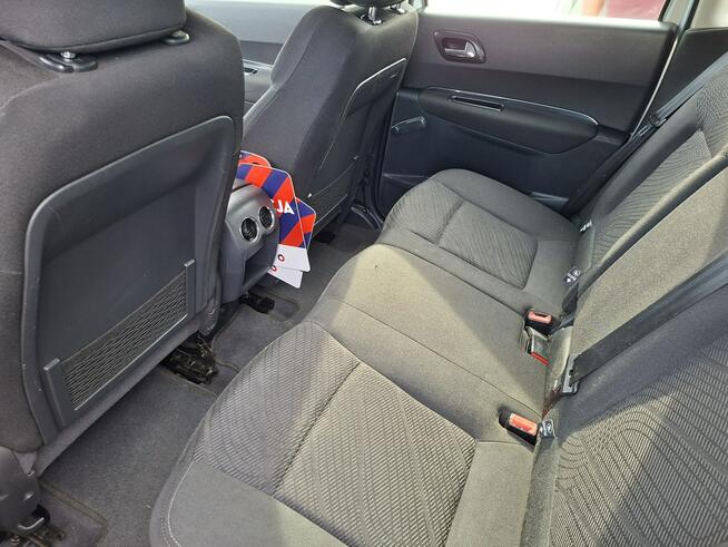 Peugeot 3008 1.6 Diesel Automat mały przebieg ważne opłaty