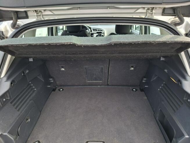 Peugeot 3008 1.6 Diesel Automat mały przebieg ważne opłaty