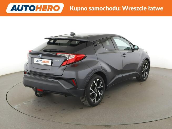 Toyota C-HR HEV grzane fotele kamera ACC LED navi