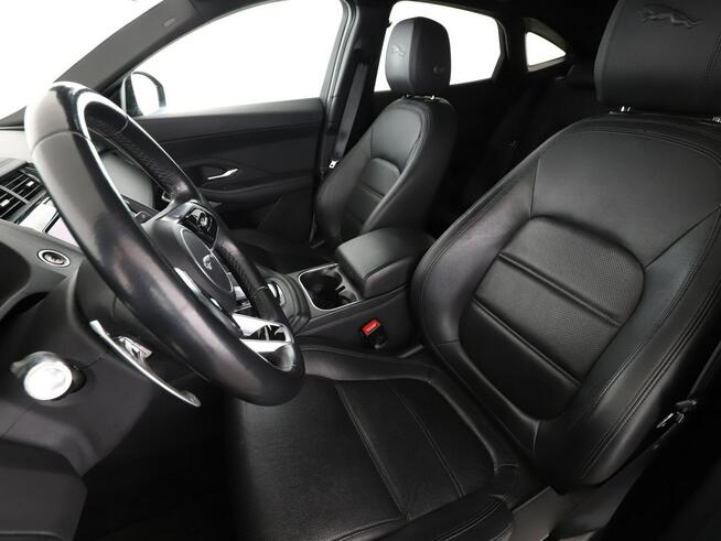 Jaguar E-Pace 4x4, Kamera, Navi, Skóra, Tempomat, Aut.klima
