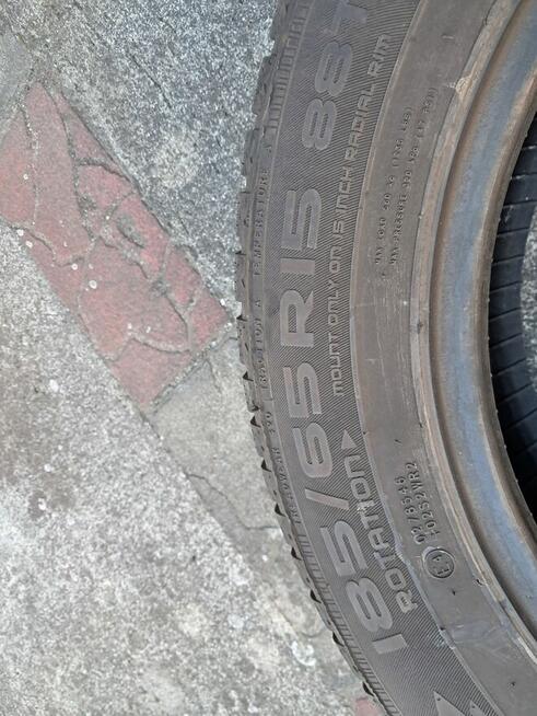 Sprzedam opony Nokian zimowe 185/65 R15