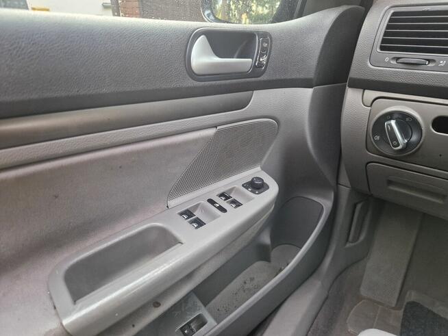 Volkswagen Golf 2004