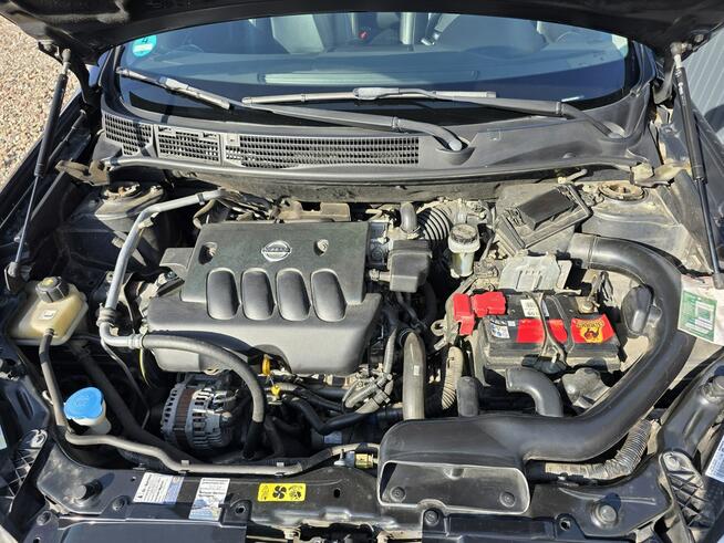 Nissan Qashqai 2.0 140ps Benzyna Navi Kamera 360 PanormaDach Xenon Bose Tekna+