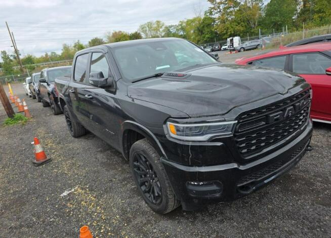 RAM 1500 LIMITED / AWD / niski przebieg