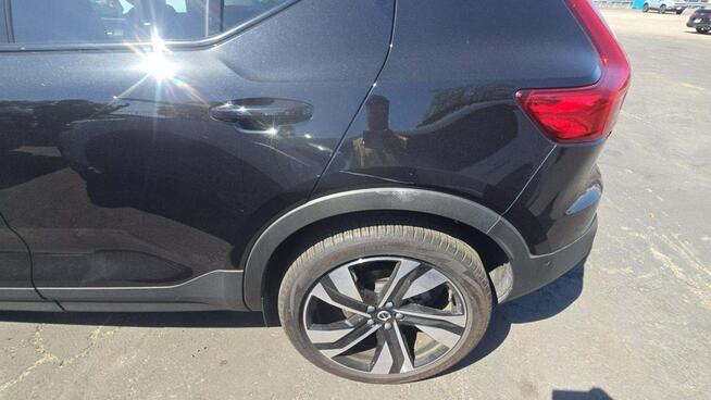 Volvo XC 40 Ultra Dark Theme / AWD / B5