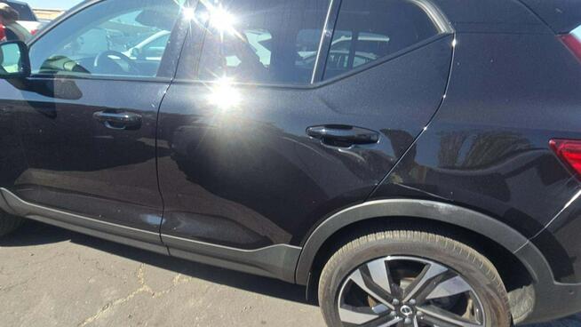 Volvo XC 40 Ultra Dark Theme / AWD / B5