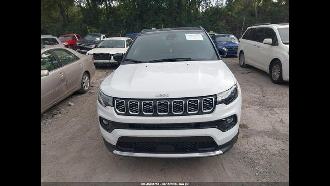 Jeep Compass LIMITED / AWD / niski przebieg