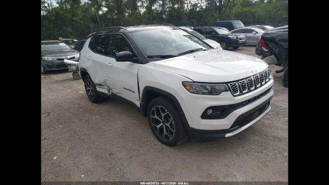 Jeep Compass LIMITED / AWD / niski przebieg