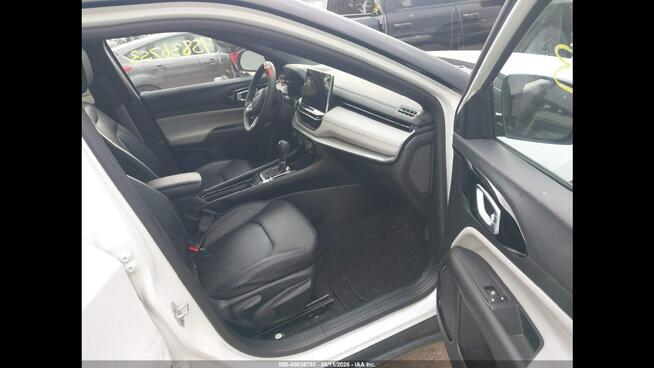 Jeep Compass LIMITED / AWD / niski przebieg