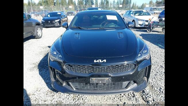 Kia Stinger Najwyższa wersja wyposażenia GT2 / AWD / niski przebieg