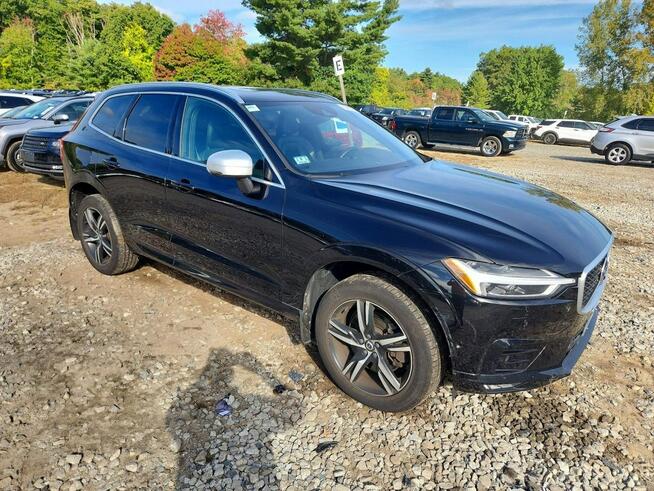 Volvo XC 60 R-DESIGN / AWD / T6 / niski przebieg