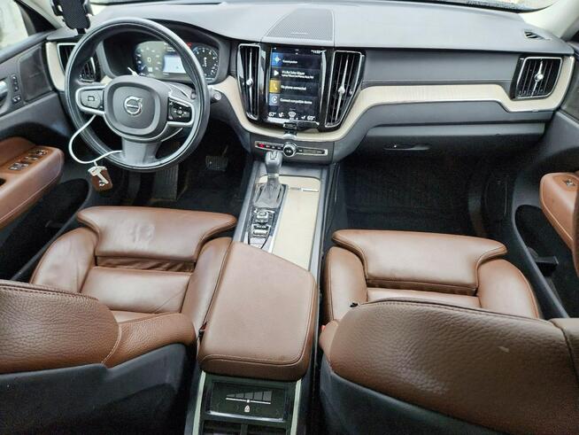 Volvo XC 60 INSCRIPTION / AWD / T6 / niski przebieg