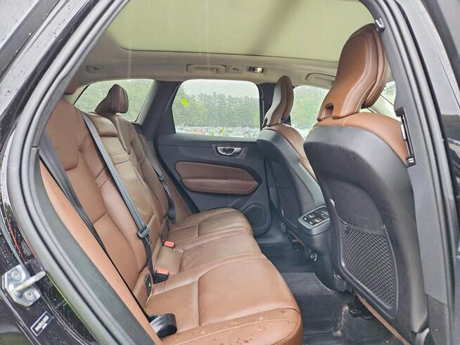 Volvo XC 60 INSCRIPTION / AWD / T6 / niski przebieg