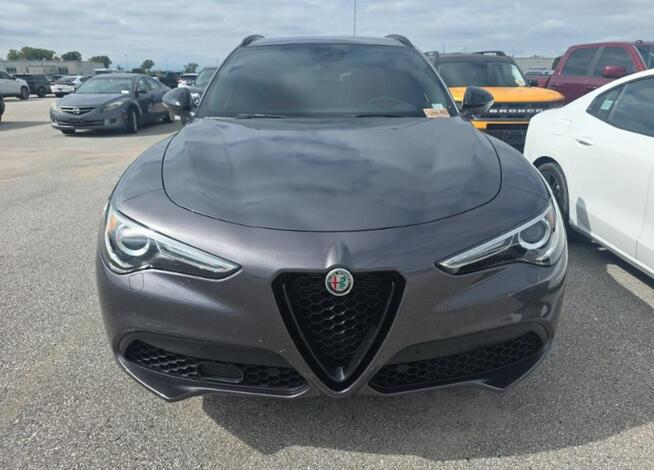 Alfa Romeo Stelvio VELOCE / AWD / niski przebieg