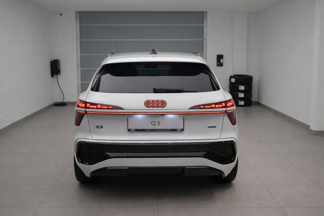 Audi Q3 TFSI quattro 265KM S tronic DEMO