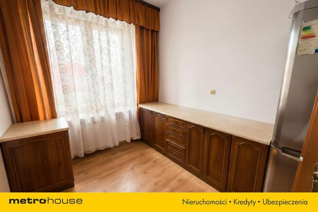 Dom 353m² w centrum Łomianek + lokal 90m²